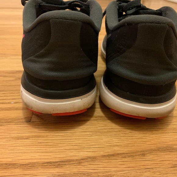 Nike Flex Run Women's Sneakers 8.5 - Picture 4 of 6